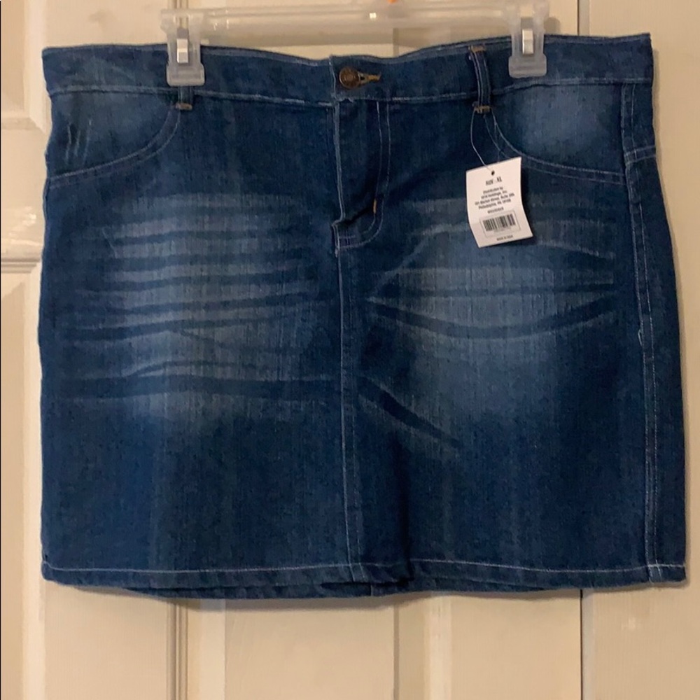 Women’s Denim Skirt